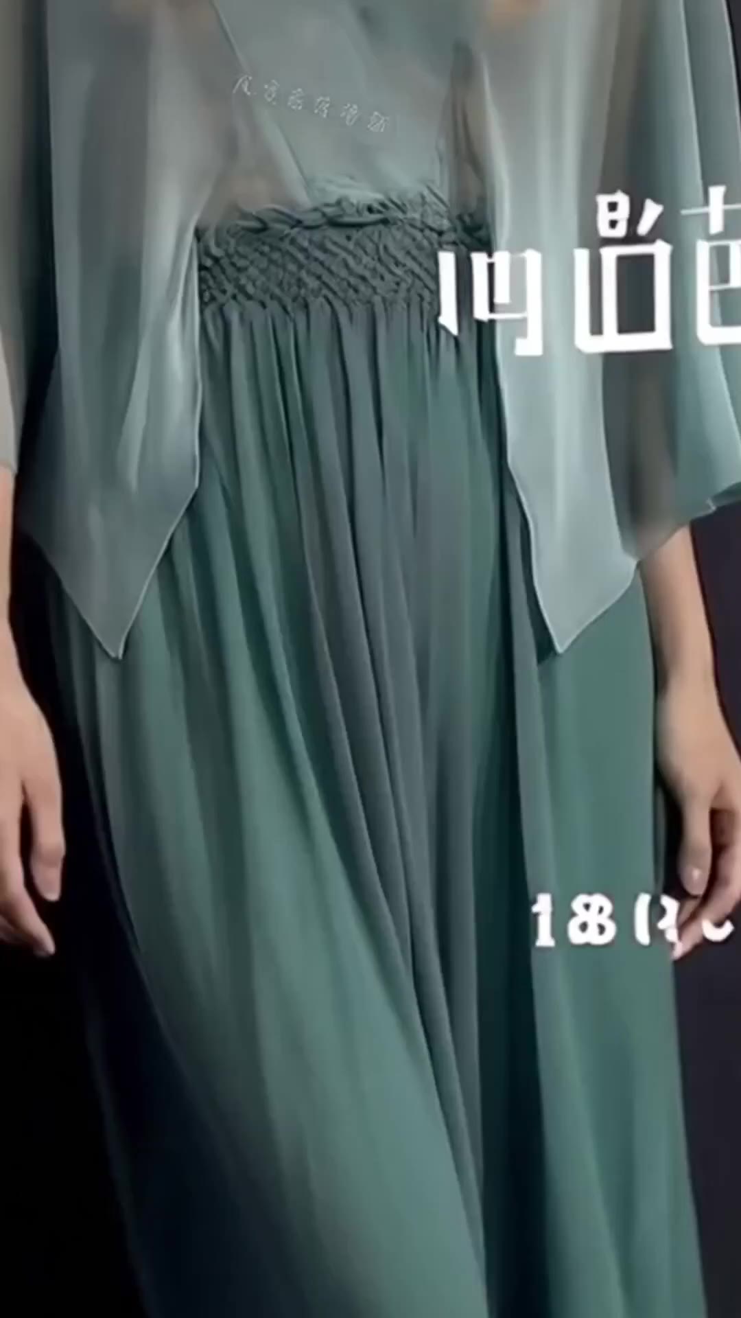 AI魔改 杨采钰 红毯上穿着骚浪的礼服诱惑记者和粉丝 骚穴渴望被猛干 cover
